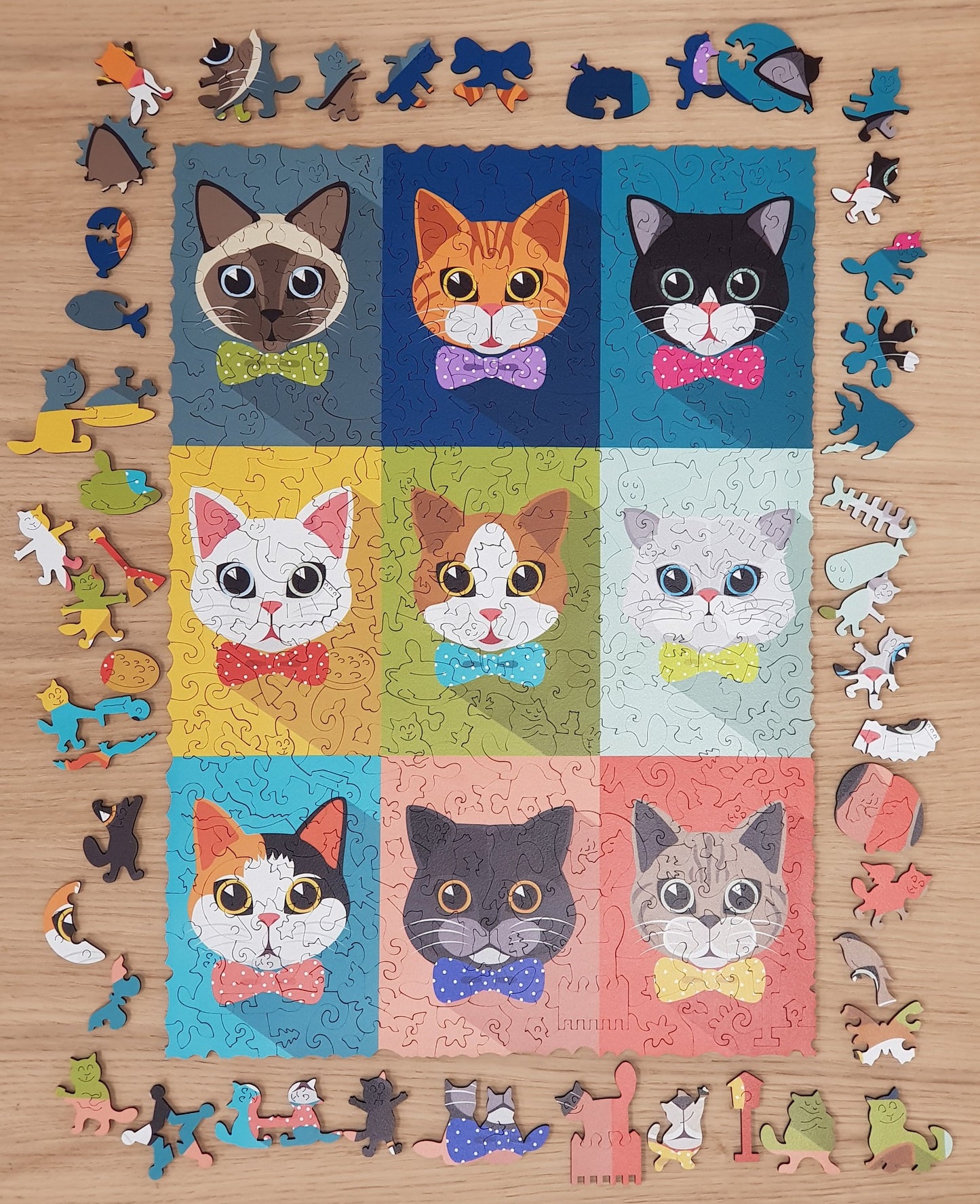 Bow tie Cats - Puzzle cu Pisici - 240 Piese